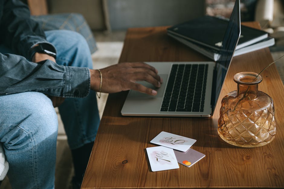  Maestro Card zum Online-Bezahlen verwenden